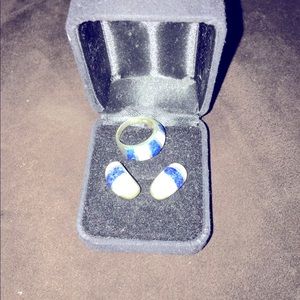 Beautiful ring and matching earrings.